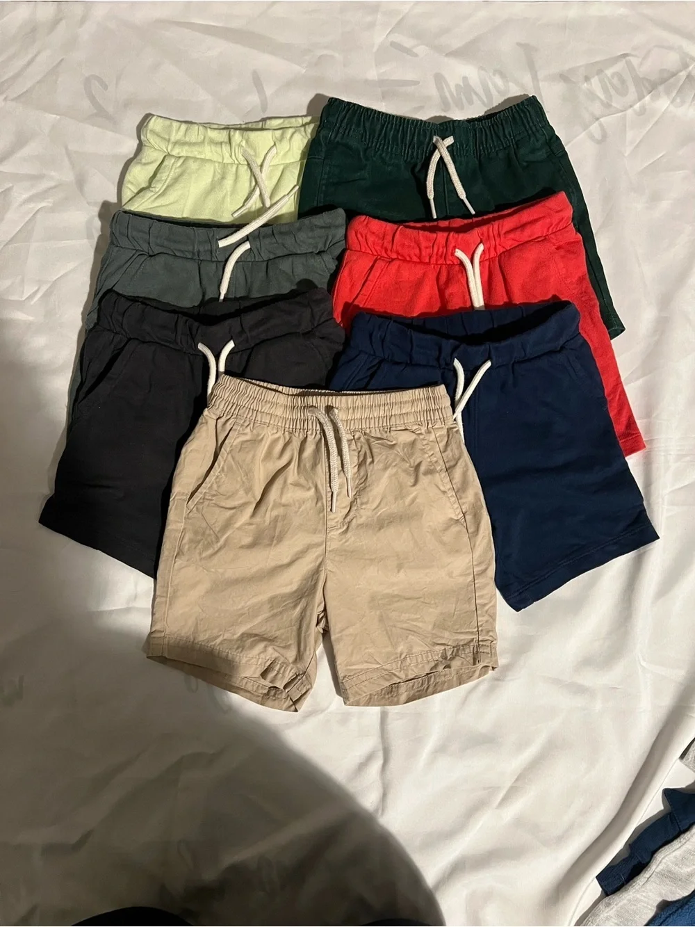 Set of Seven Old Navy Toddler Drawstring Shorts in a Variety of Colors Size 2T